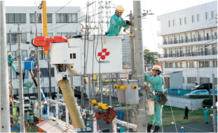 発電所から電気が届くまでの流れ