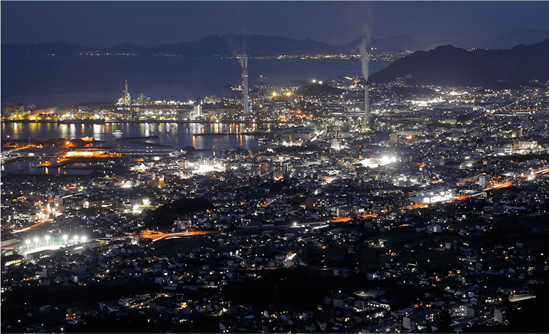 幻想的で雄大な夜景スポット「具定（ぐじょう）展望台」