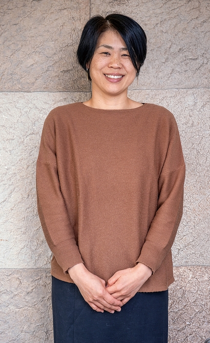 「子どもの頃から紙漉きをする祖母の姿に憧れていたんです」と話す森澤さん