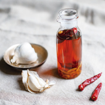 レパートリーが広がる自家製フレーバーオイル