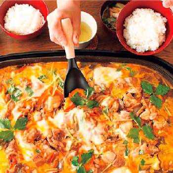 アツアツ煮込み料理もおまかせ ホットプレートを使いこなそう！