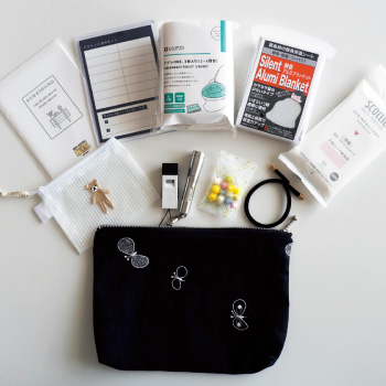 「防災ポーチ」で安心を持ち歩こう