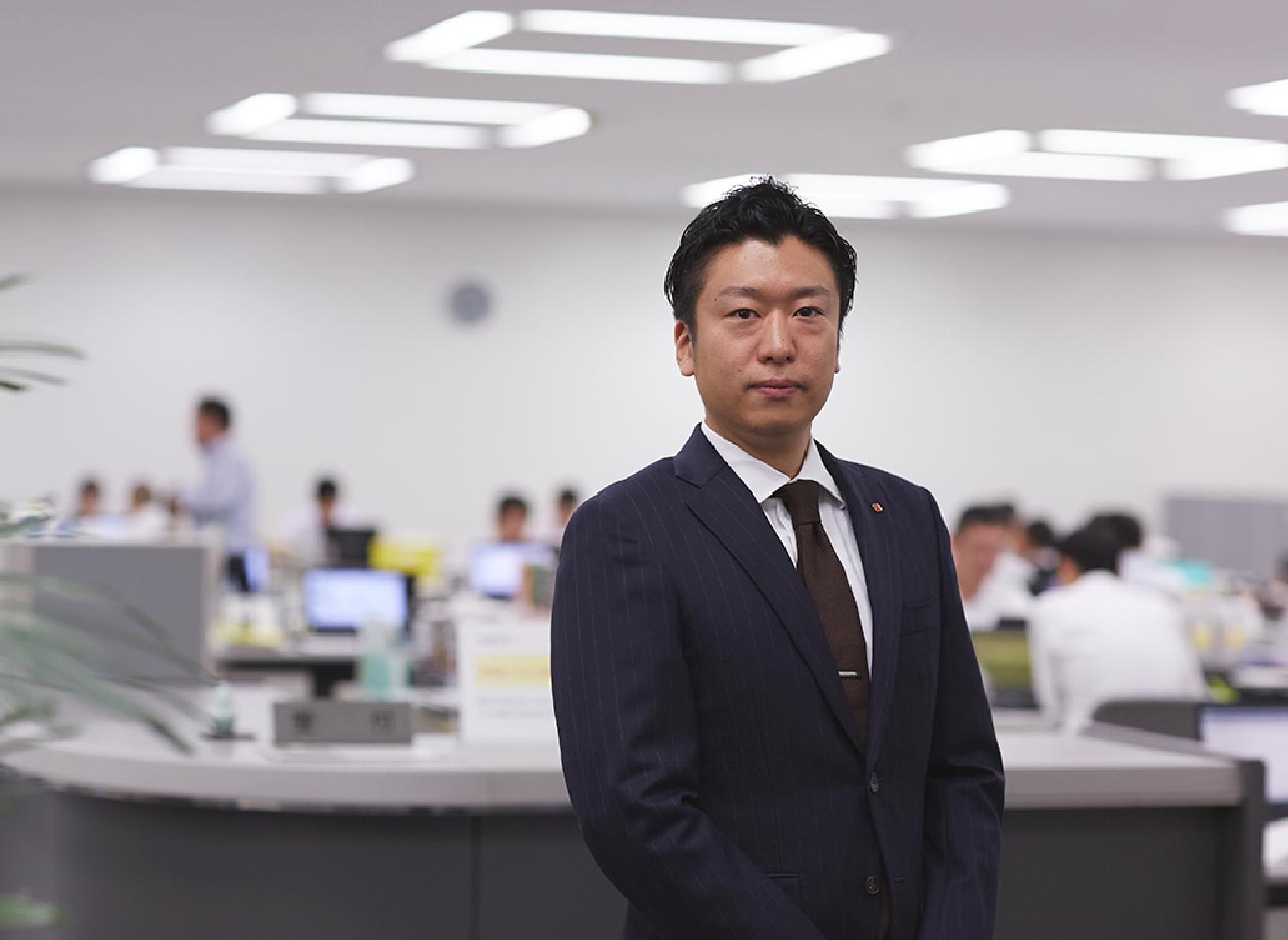 タフな交渉を重ね、調達コスト削減に挑む。