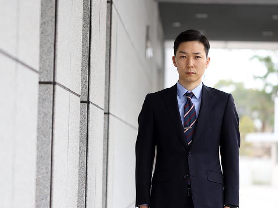 三好 敦士